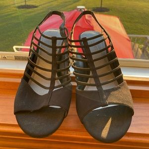 Laura Scott Strappy Black Heel